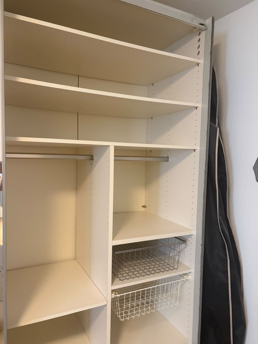 Schränke: Kleiderschrank – Gebraucht aus Gretzenbach von Lucho17 2