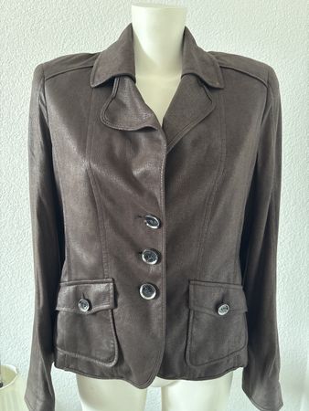 Braune Riani Jacke im Lederlook, Grösse 40, Top Zustand!