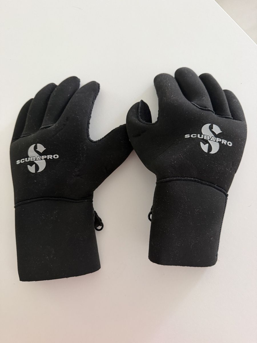 Scubapro Guanti & manicotti: Scubapro Tauchhandschuhe 5mm neu – Nuovo (secondo la descrizione) da Muttenz venduto da leonhuber