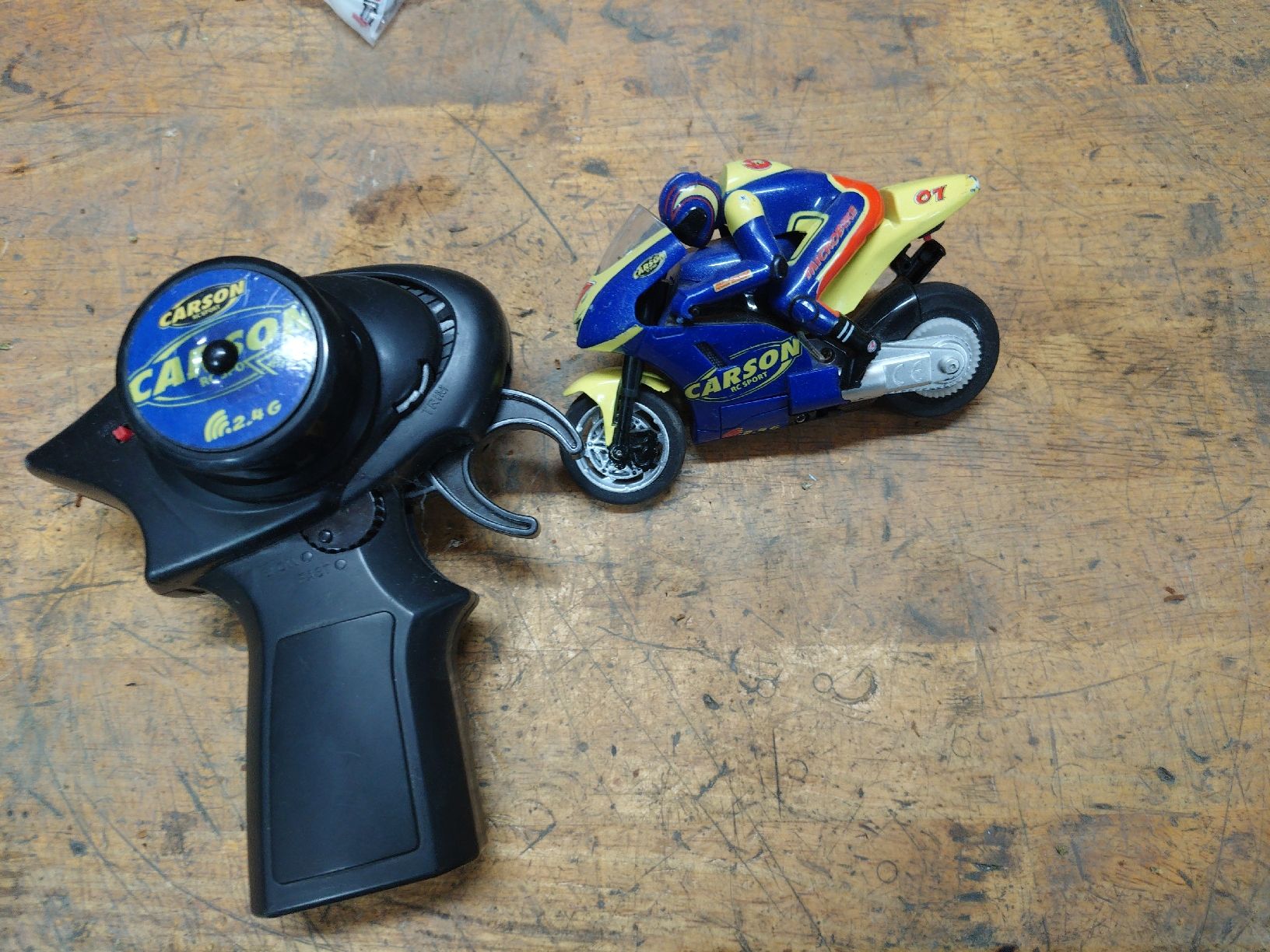Carson Modellismo RC: vend moto rc miniature carson – Difettoso da Anieres venduto da 88t7