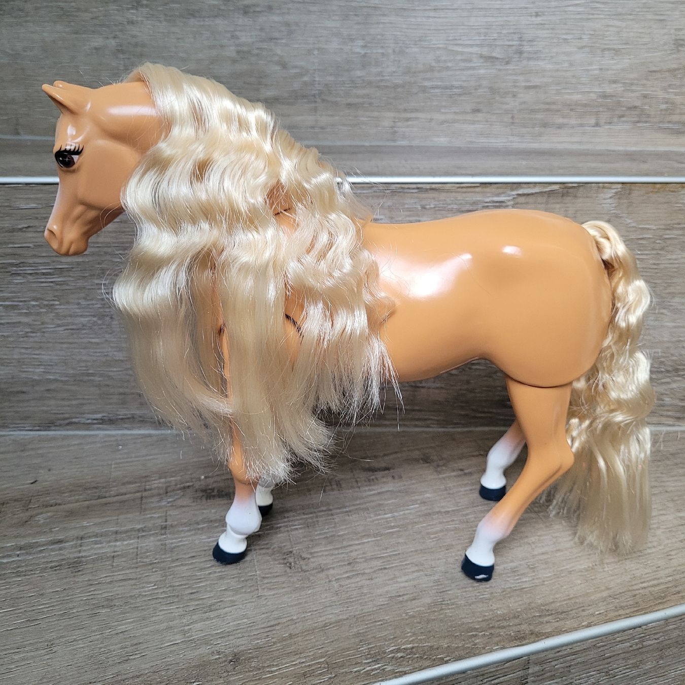 Giocattoli: Barbie Pferd Traumpferd Tänzer – Usato da Niederbuchsiten venduto da klengyel 7