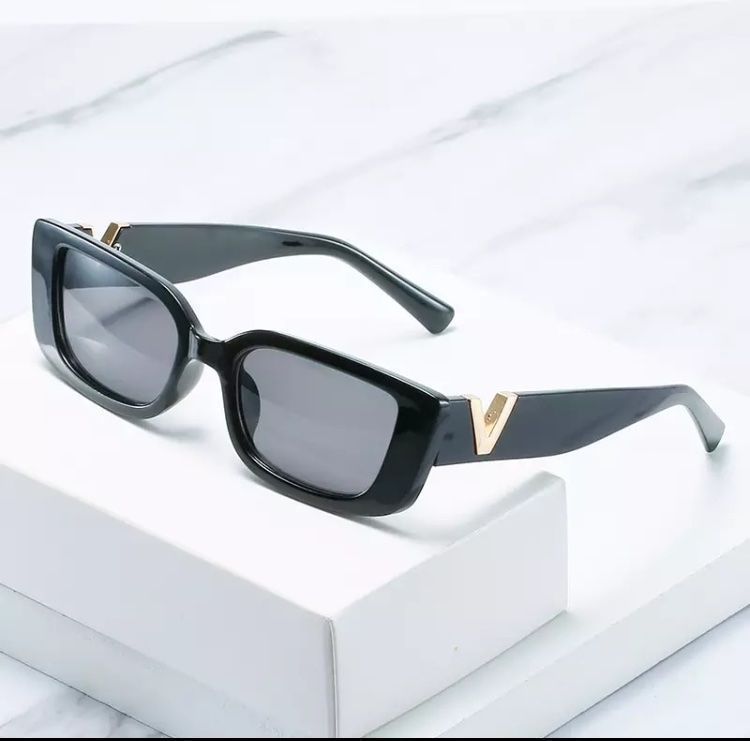 Occhiali & Lenti: V Sonnenbrille Neu – Nuovo e nell'imballaggio originale da Biel/Bienne venduto da Bolagol9 1