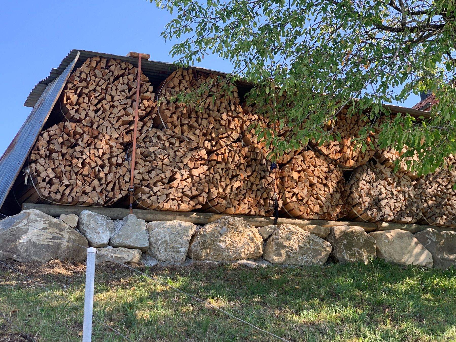 Holzartikel: Brennholz – Gebraucht aus Kaltbrunn von schilter04