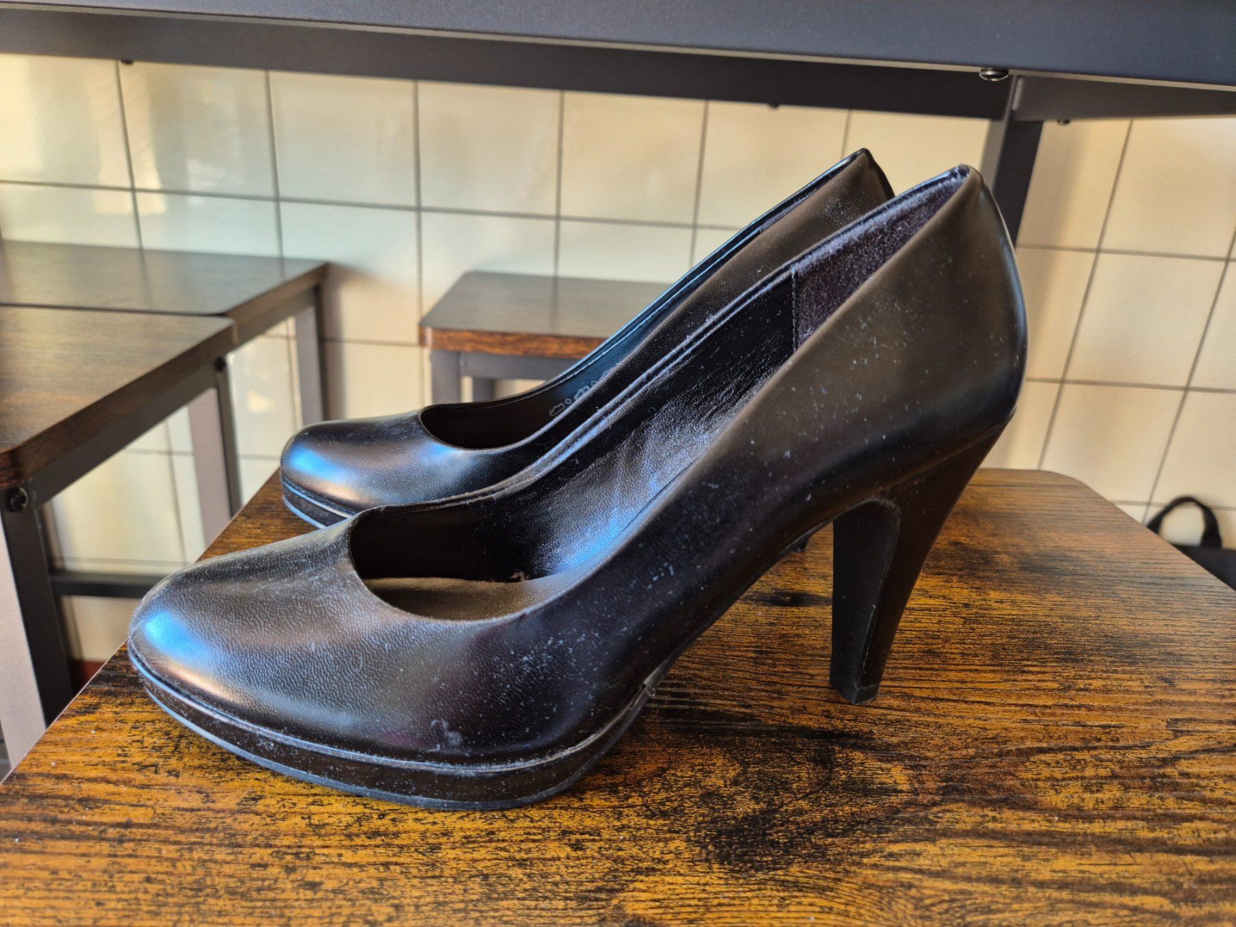Graceland Scarpe da donna: Escarpins noir – Usato da Genève venduto da boudha71 1