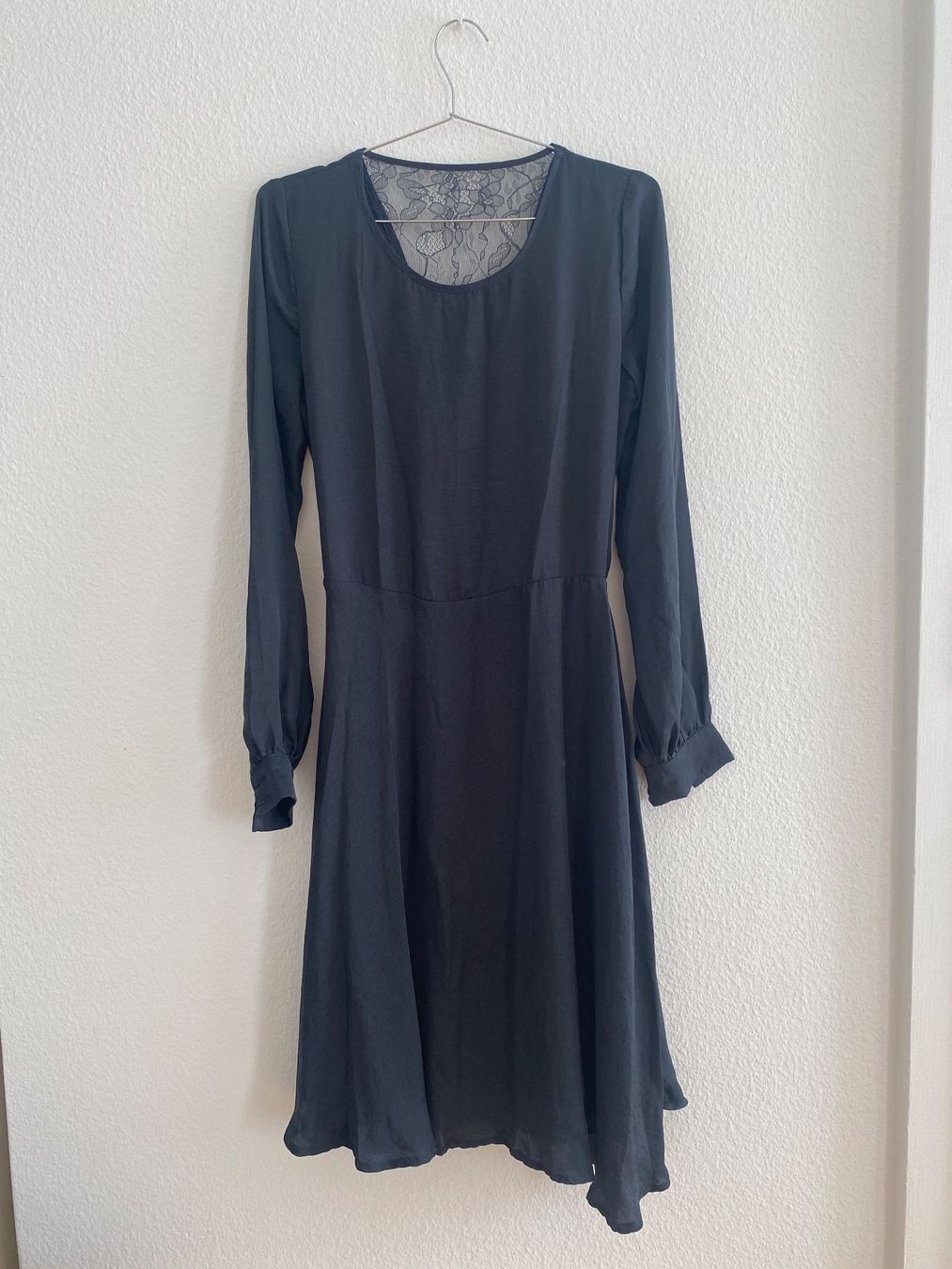 Vestiti: Robe noire taille XS – Usato da Lausanne venduto da Bluefireteam