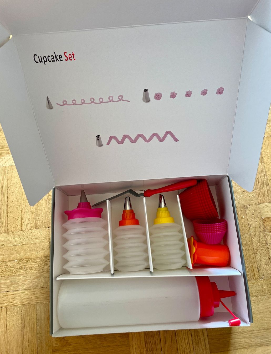 Backformen: Cupcake Set, mehrteilig, NEU – Neu und originalverpackt aus Gümligen von soleil149 4