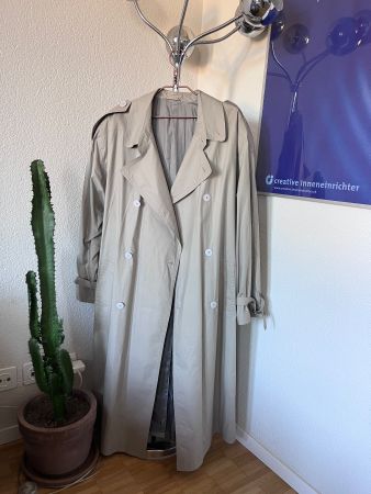 Trenchcoat Boss beige mit Gürtel guter Zustand