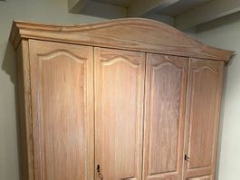 Kleiderschrank nach Umzug zu Verkaufen