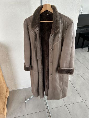 Schicker Damen Lammfellmantel Gr. 36 Wintermantel Felljacke