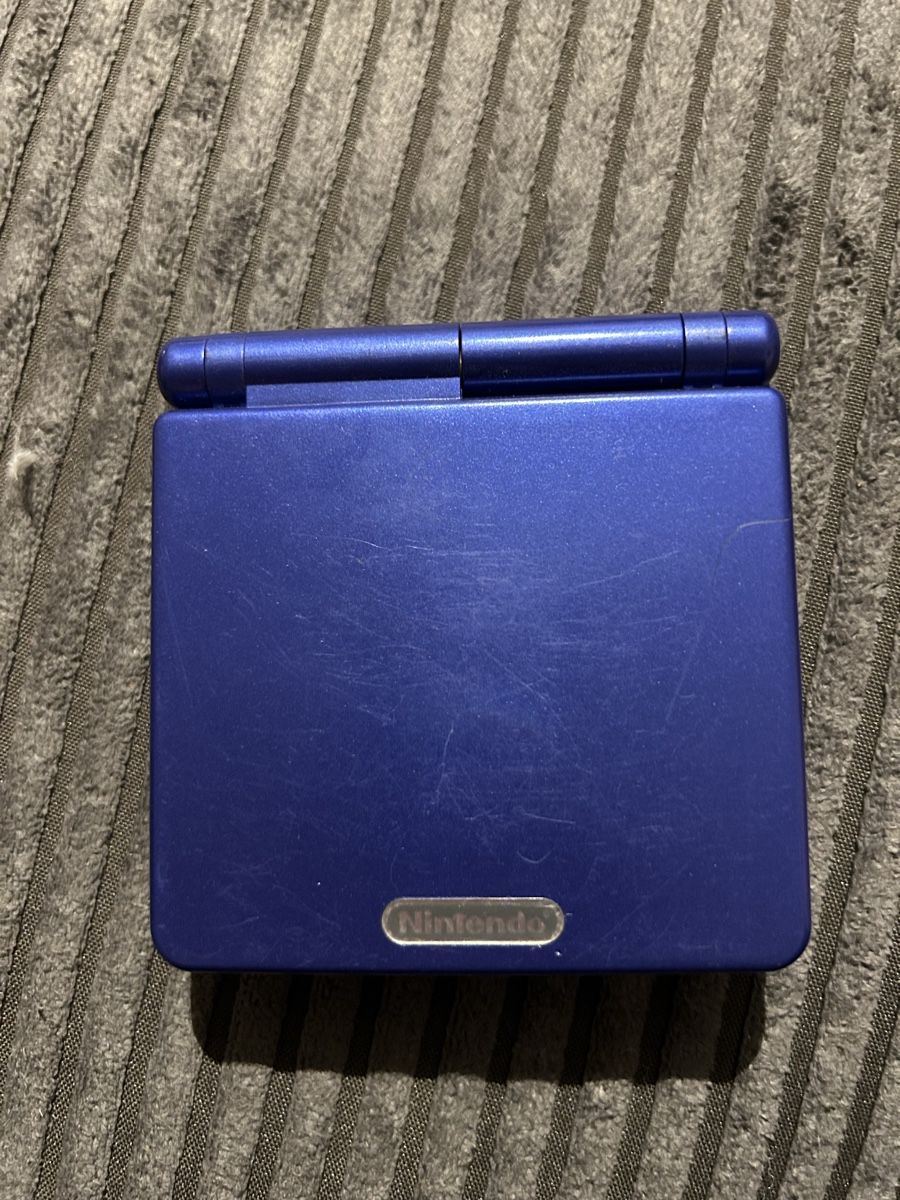 Nintendo Konsolen: Game Boy Advance SP – Gebraucht aus Burgdorf von turisas55