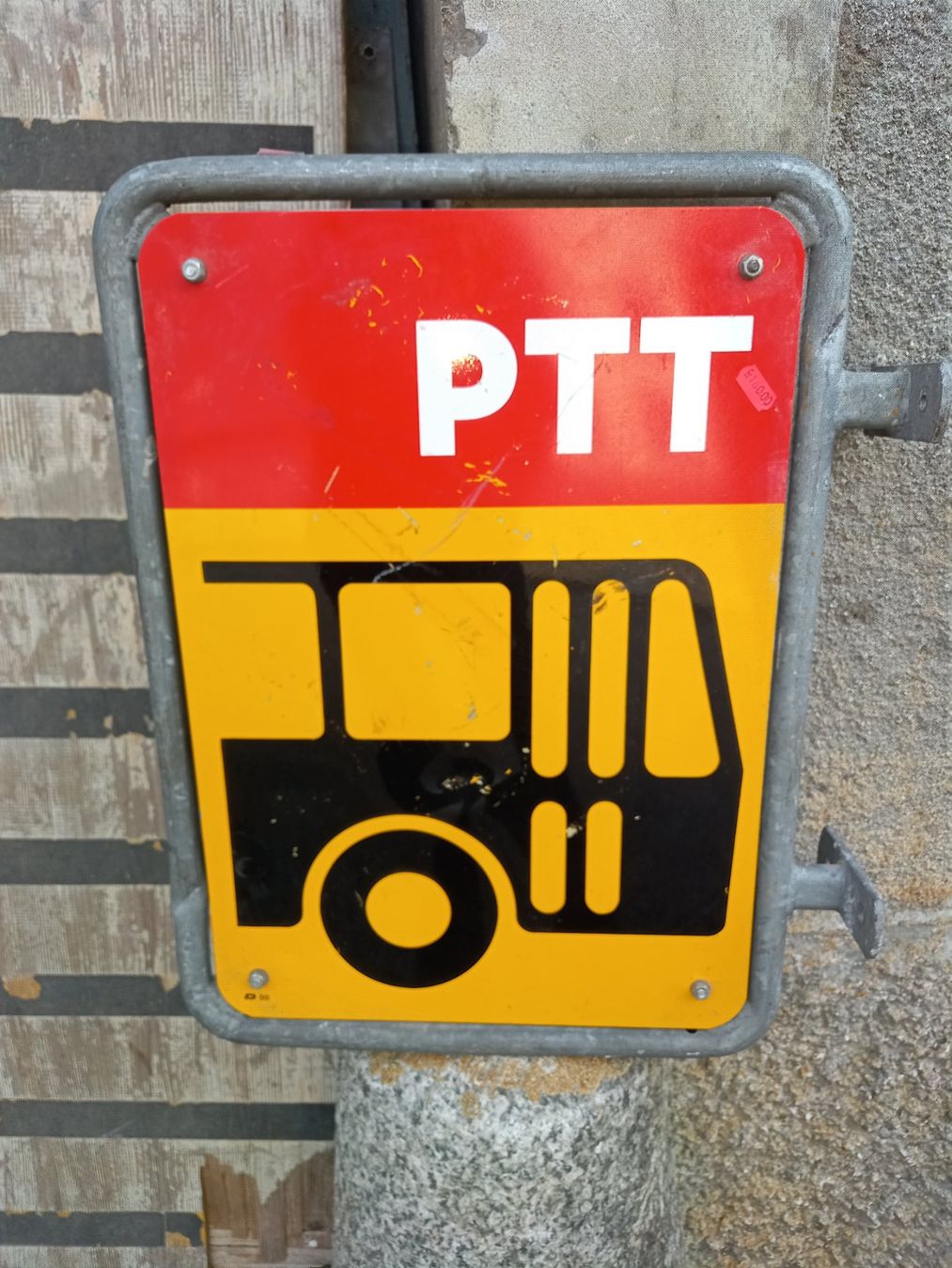 Insegne: Plaque PTT – Usato da Noiraigue venduto da pel_ny7d
