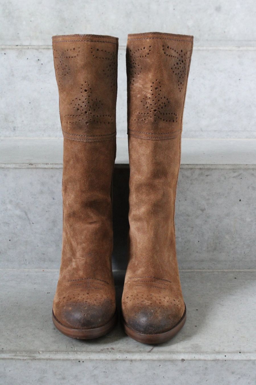 Prada Scarpe da donna: Car Shoe by Prada Suede Leather Boots – Usato da St. Gallen venduto da look-twice 4