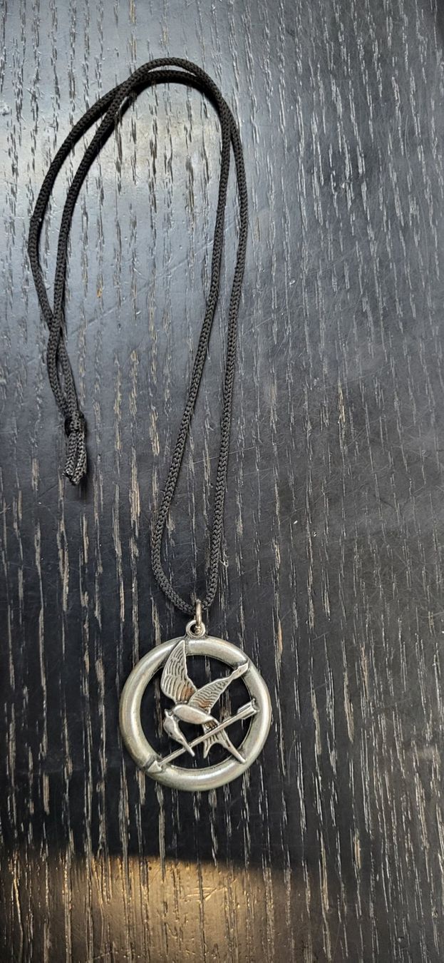 Colliers: Original Die Tribute von Panem Halskette – Neuf (Voir description) à Figino par MabaStore24 1