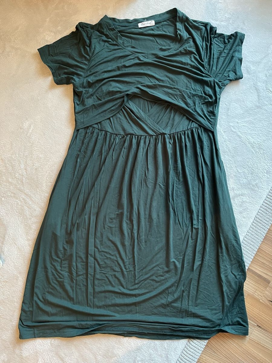Robes: Stillkleid – D'occasion à basel par hammerhai87