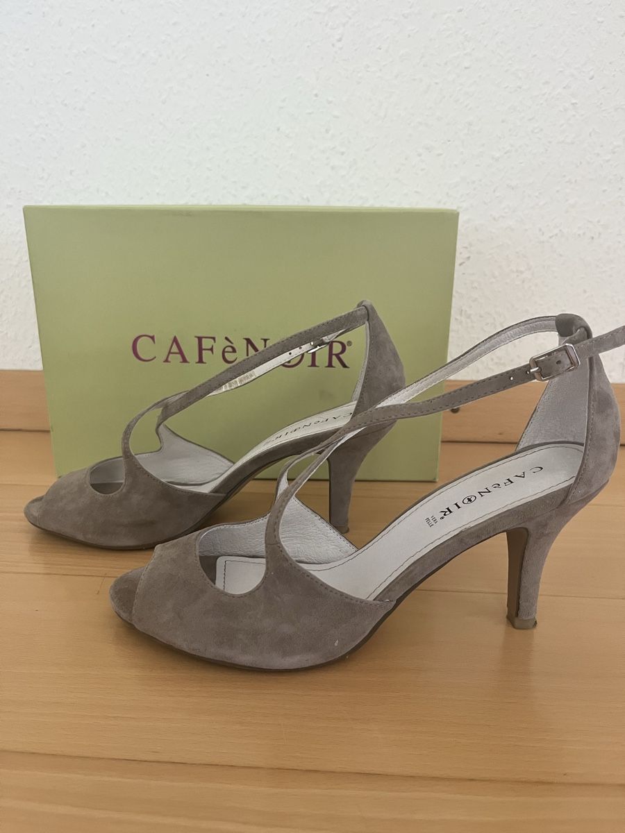 Scarpe da donna: Cafè Noir Sandales - 40 – Nuovo (secondo la descrizione) da Geneve venduto da maremonte 1