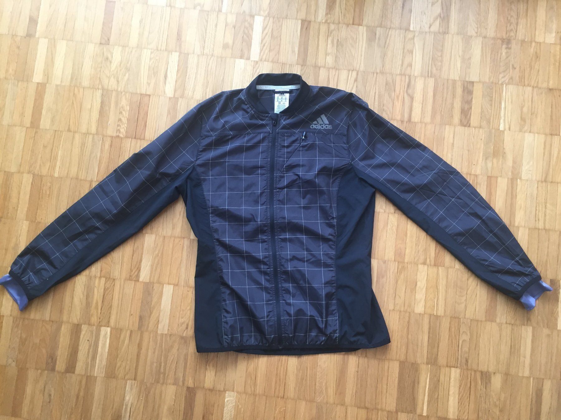 Adidas Camicette: Adidas Bluse Gr. 40 – Usato da Zürich venduto da galble
