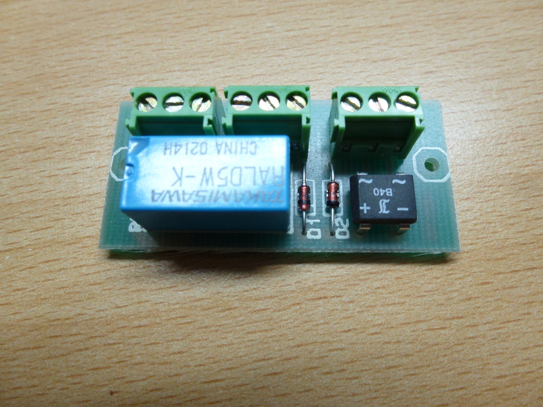 Elektronikbauteile: H-Tronic Universal-Schaltbaustein – Neu und originalverpackt aus Hombrechtikon von Se9