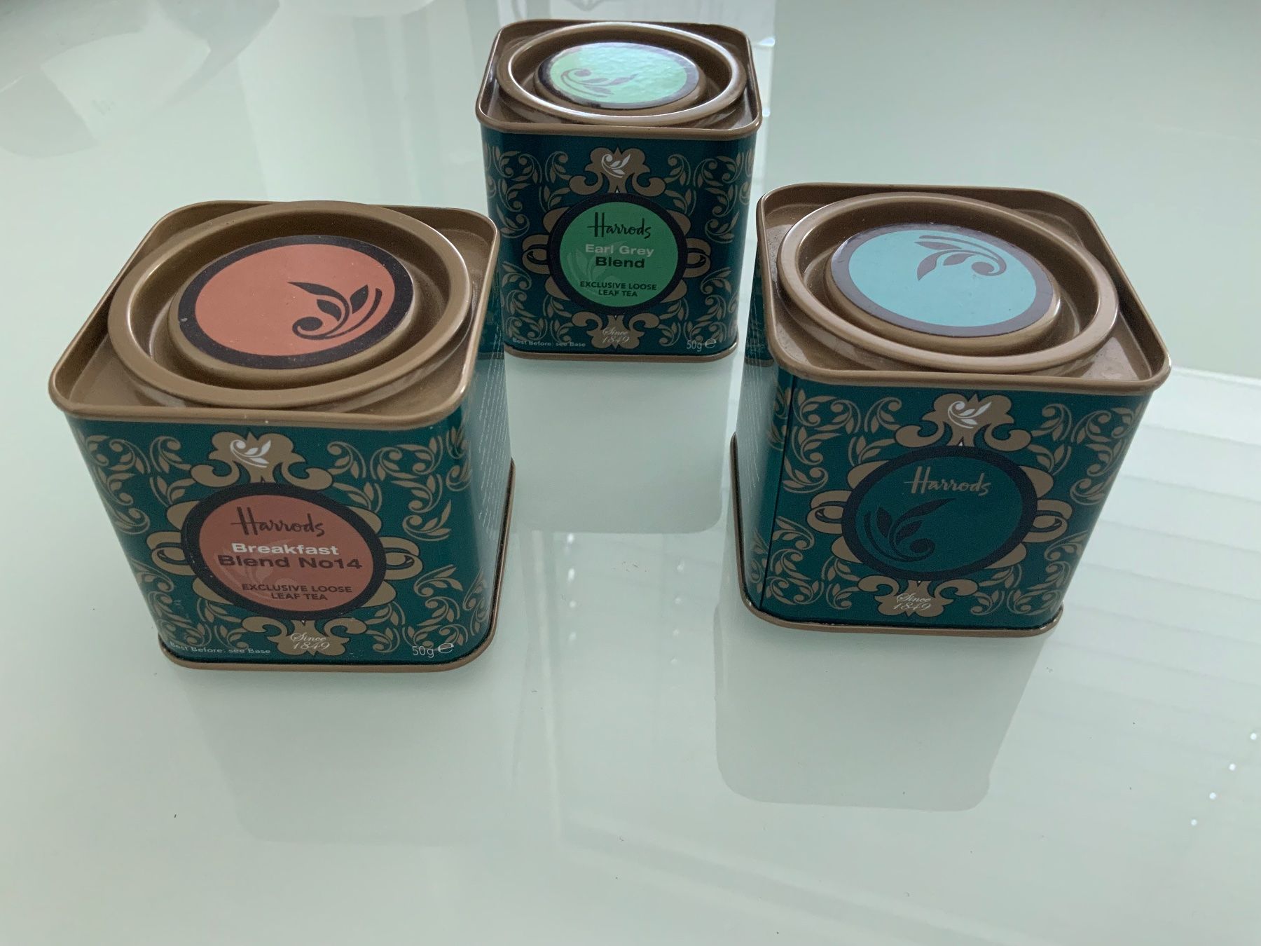 Westwing Tutte le decorazioni: Harrods Blechdosen Teebüchsen Set – Nuovo (secondo la descrizione) da Zürich venduto da Matz2001 1