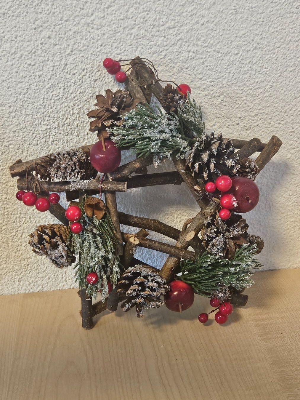 Alle Dekorationen: Deko-Weihnachtsstern – Gebraucht aus Jona von ASMARADO