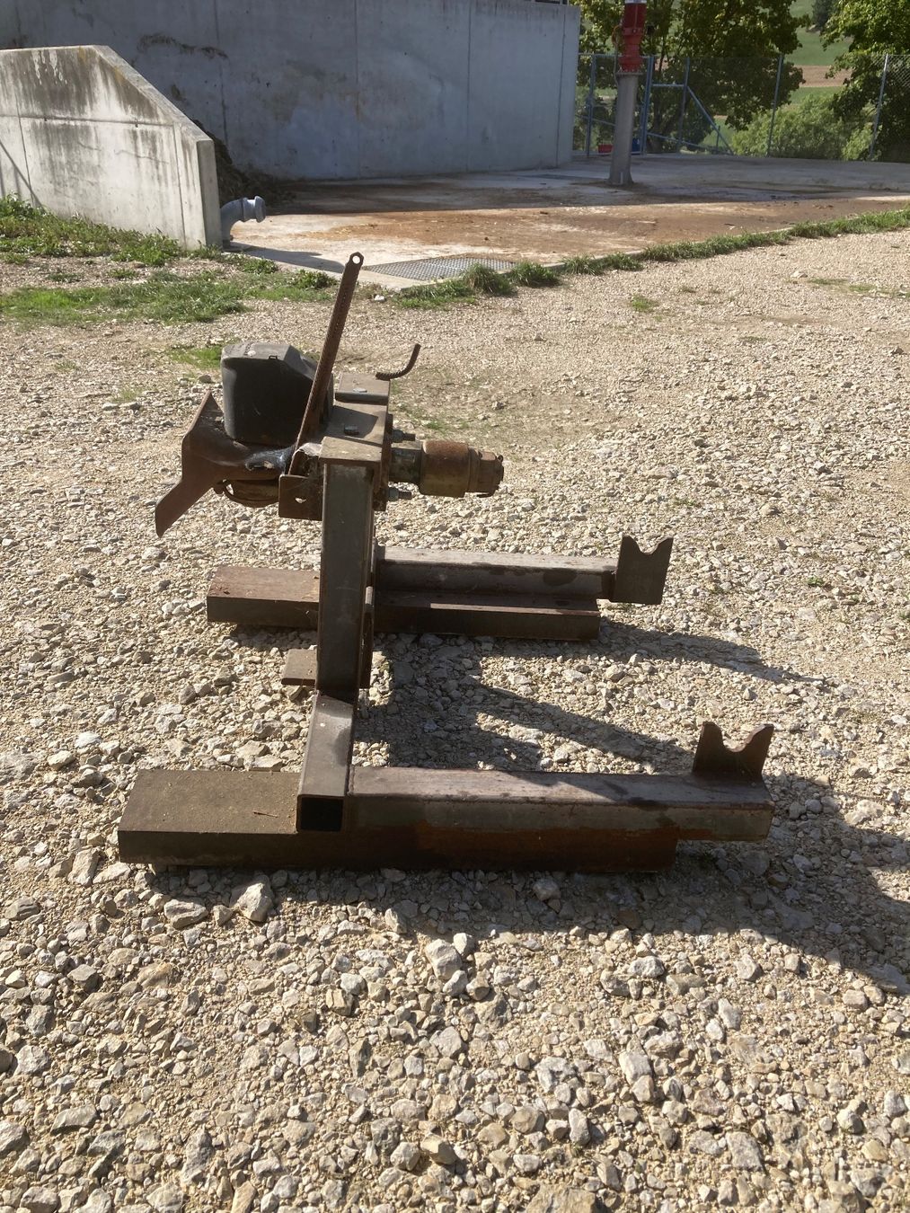 Anhängerkupplungen: Rangier Bock Stapler-Anhänger Kupplung – Gebraucht aus Sonvilier von Turbo3 1