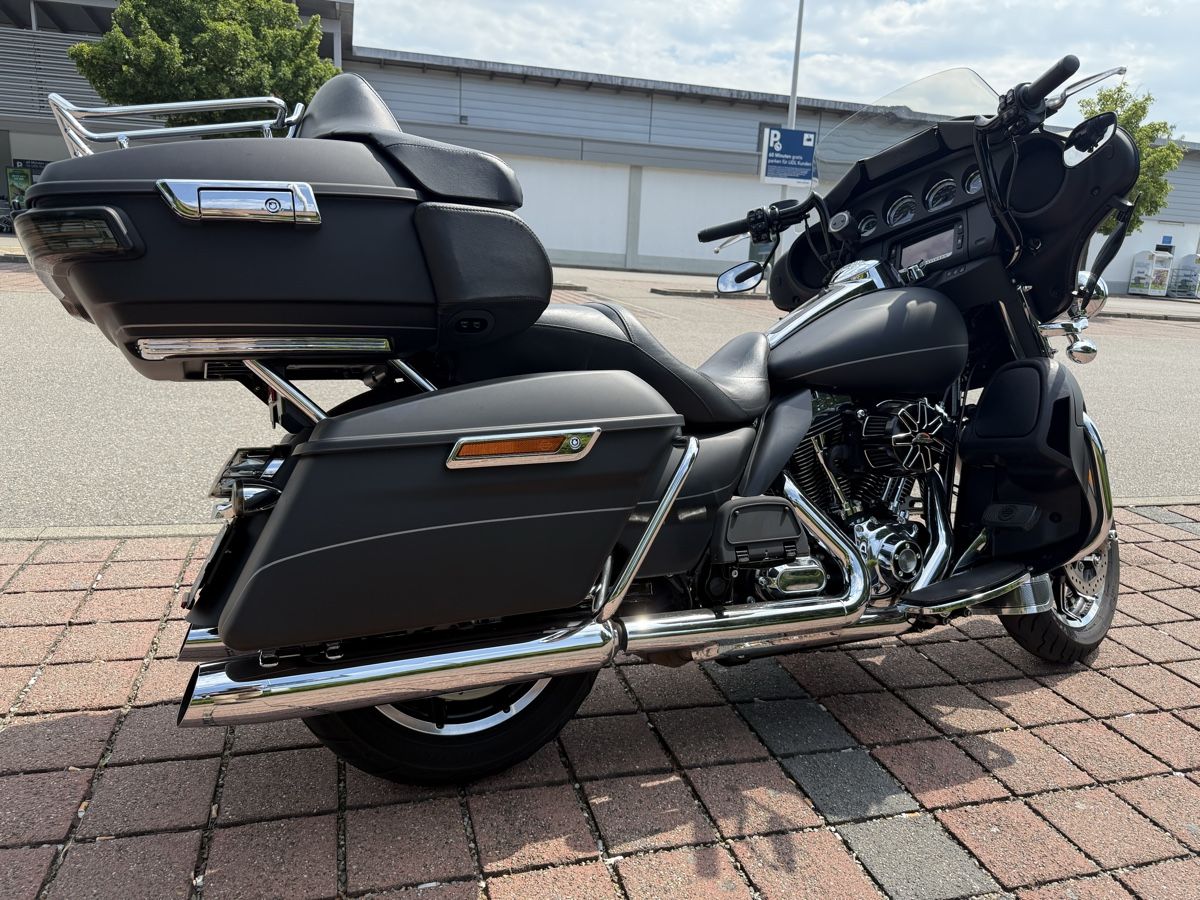 Harley-Davidson Touring: Harley Davidson Electra glide – Gebraucht aus Niederhasli von TurboDriven 9