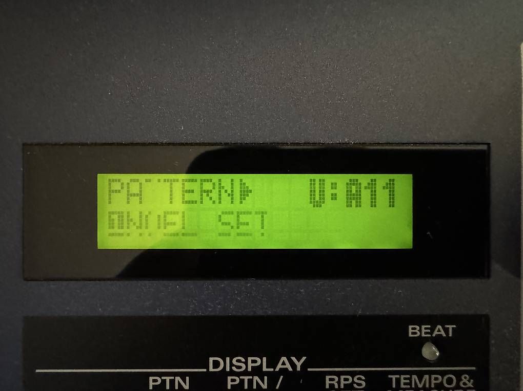 Roland Musikinstrumente: Roland JX-305 – Defekt aus Biel/Bienne von roland808 2