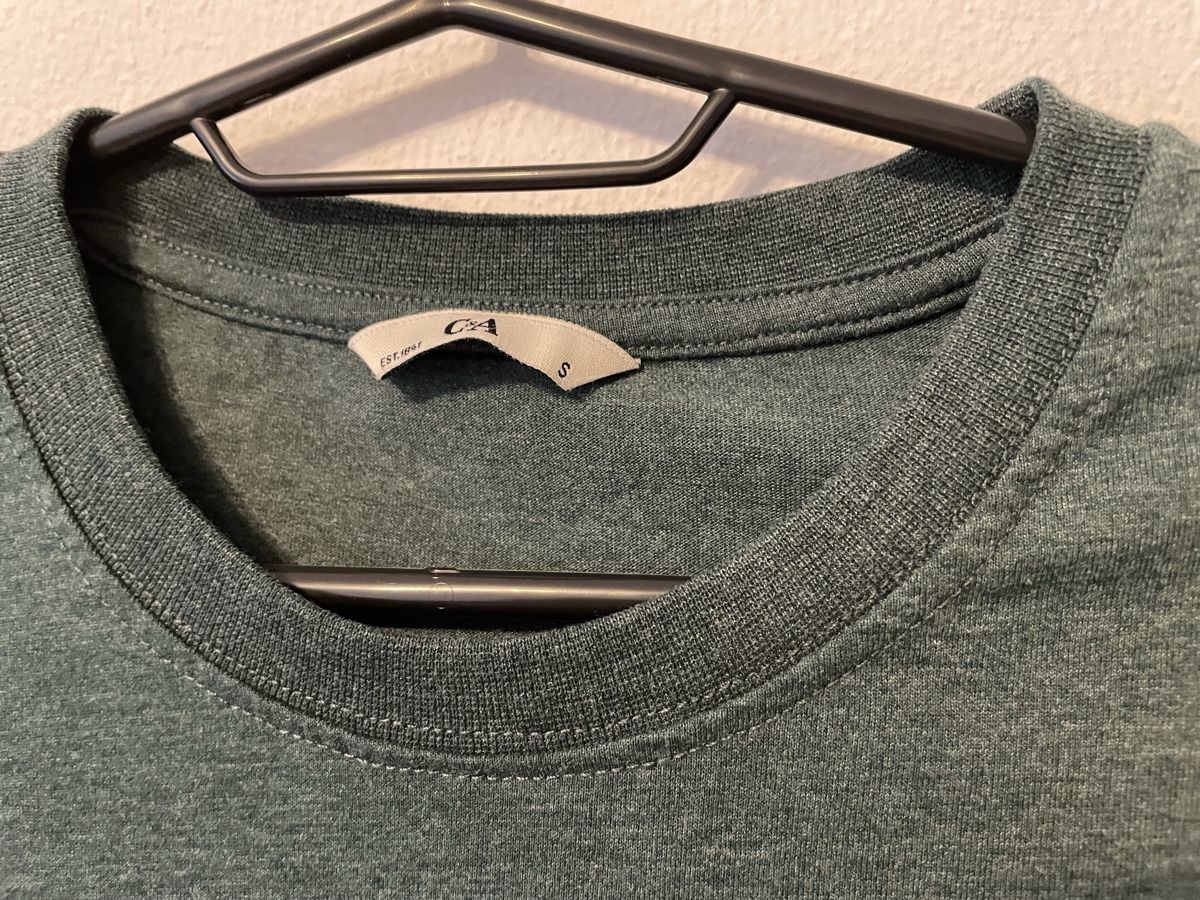 Lotti di vestiti: 3  T-Shirts Gr. S – Usato da Chur venduto da Tsambiko 9