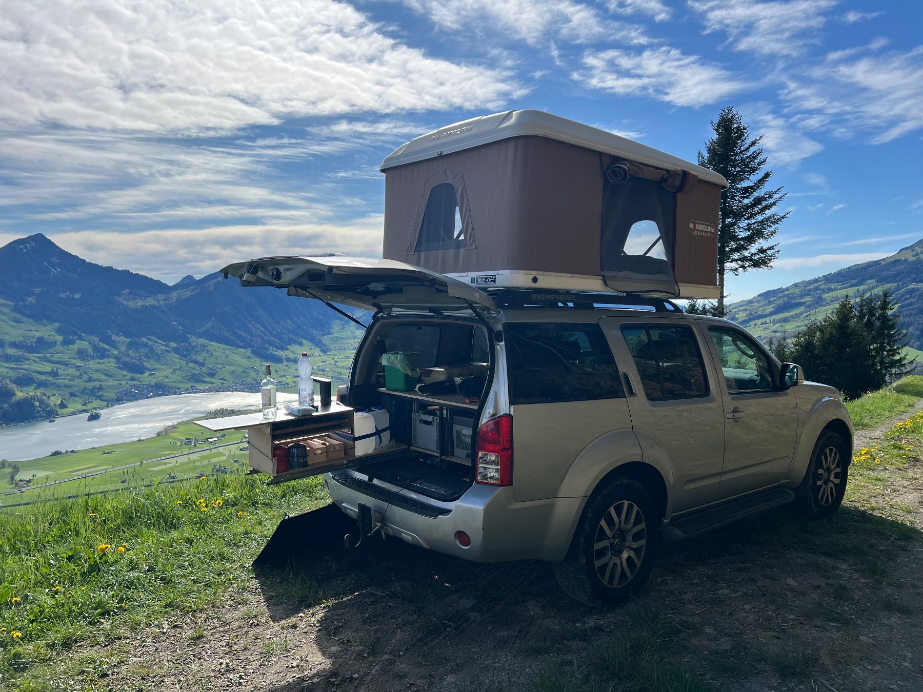 Nissan Automobili: Nissan Pathfinder 2.5 – Usato da Zürich venduto da KronossonorK 2