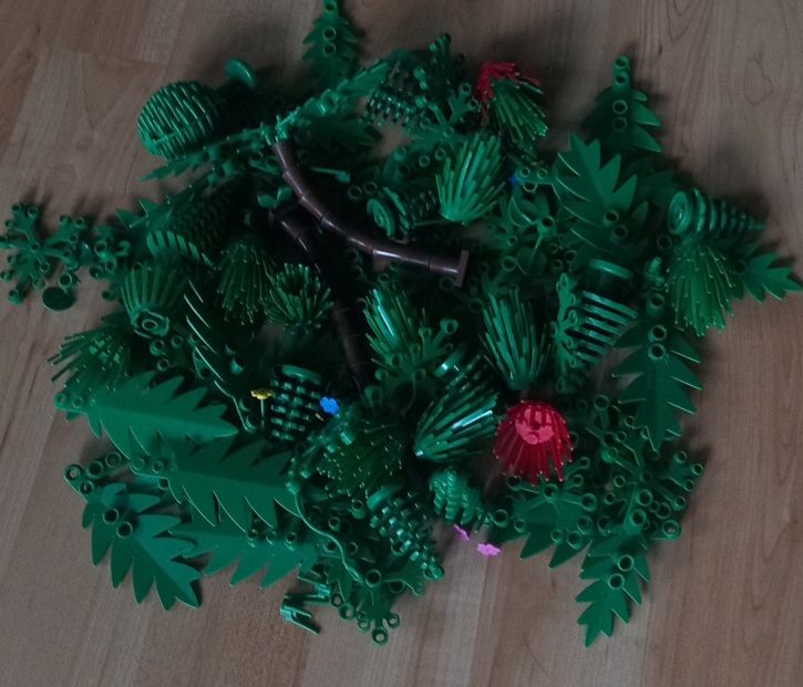 Lego Baukästen: Lego Pflanzenteile – Gebraucht aus Ebnat-Kappel von blazzi