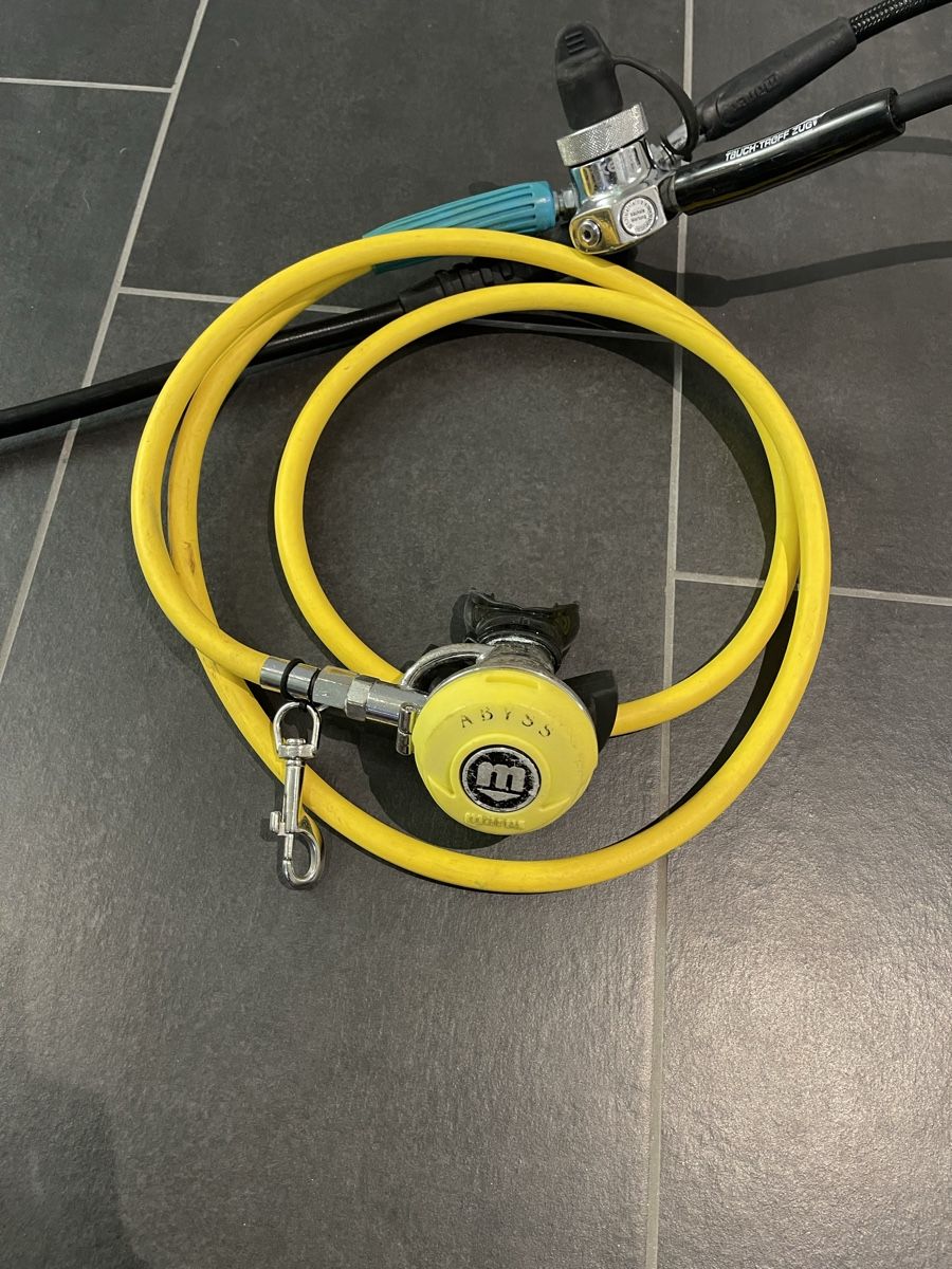 Mares Détendeurs & Vestes: Mares Ruby/Abyss Atemregler-Set mit Octopus und Messer – D'occasion à Böckten par Dive-green 7