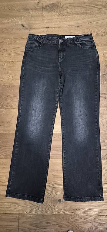 Jeans: Jeans Damen Noisy May Grösse 32/32 – Gebraucht aus Ennetbaden von dom_5nlb