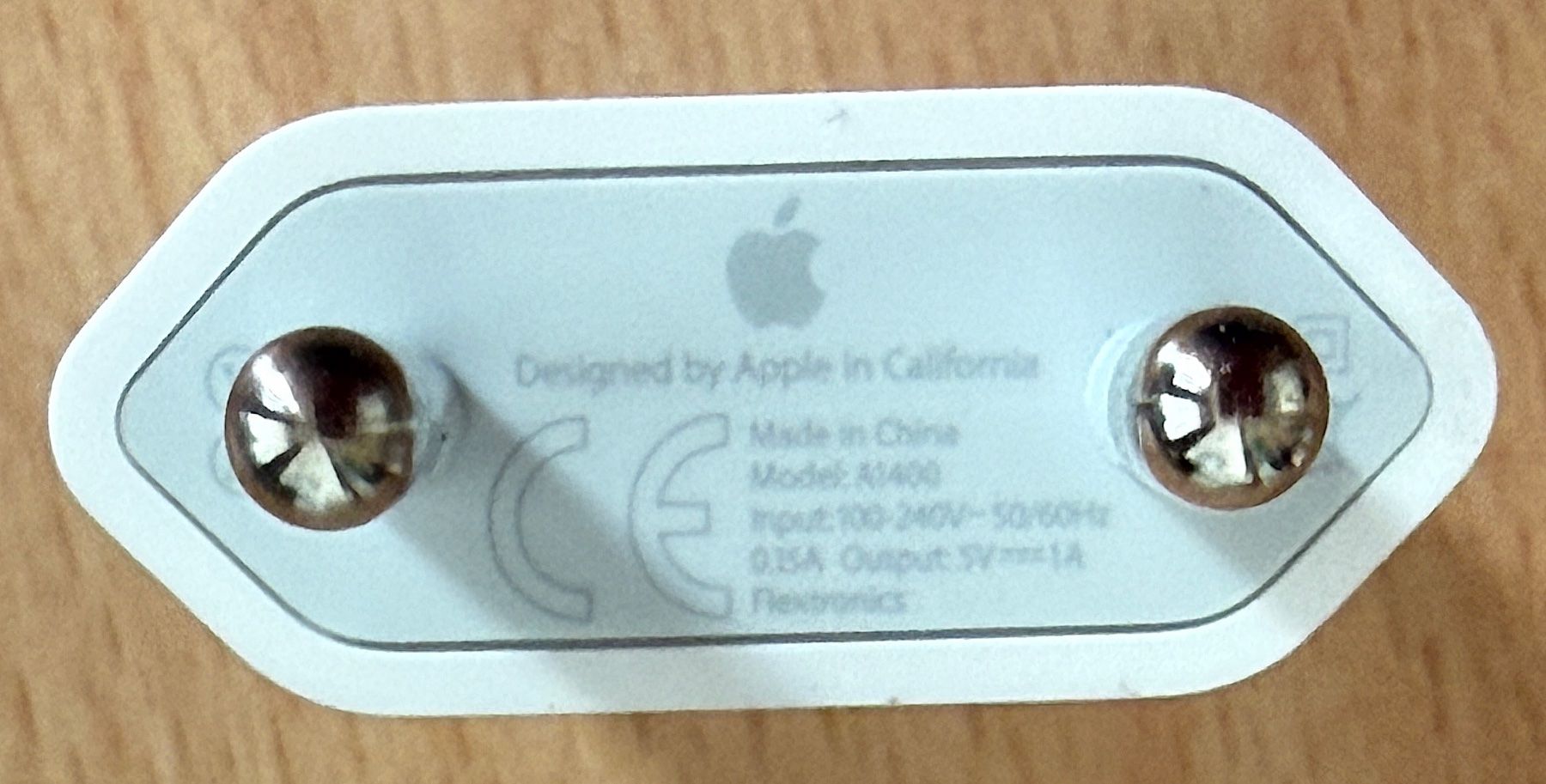 Apple Laufwerke & Adapter: Lot 4 Apple USB power adapters + câble 1 m offert – Gebraucht aus Veyrier von Szurkemaci 2