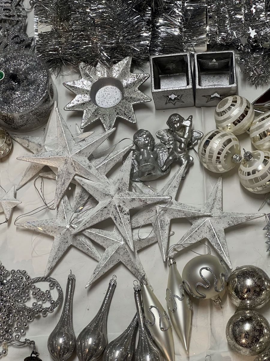 Tutte le decorazioni: Weihnachtsschmuck Silber/Weiss – Usato da Oftringen venduto da Stukaof 2