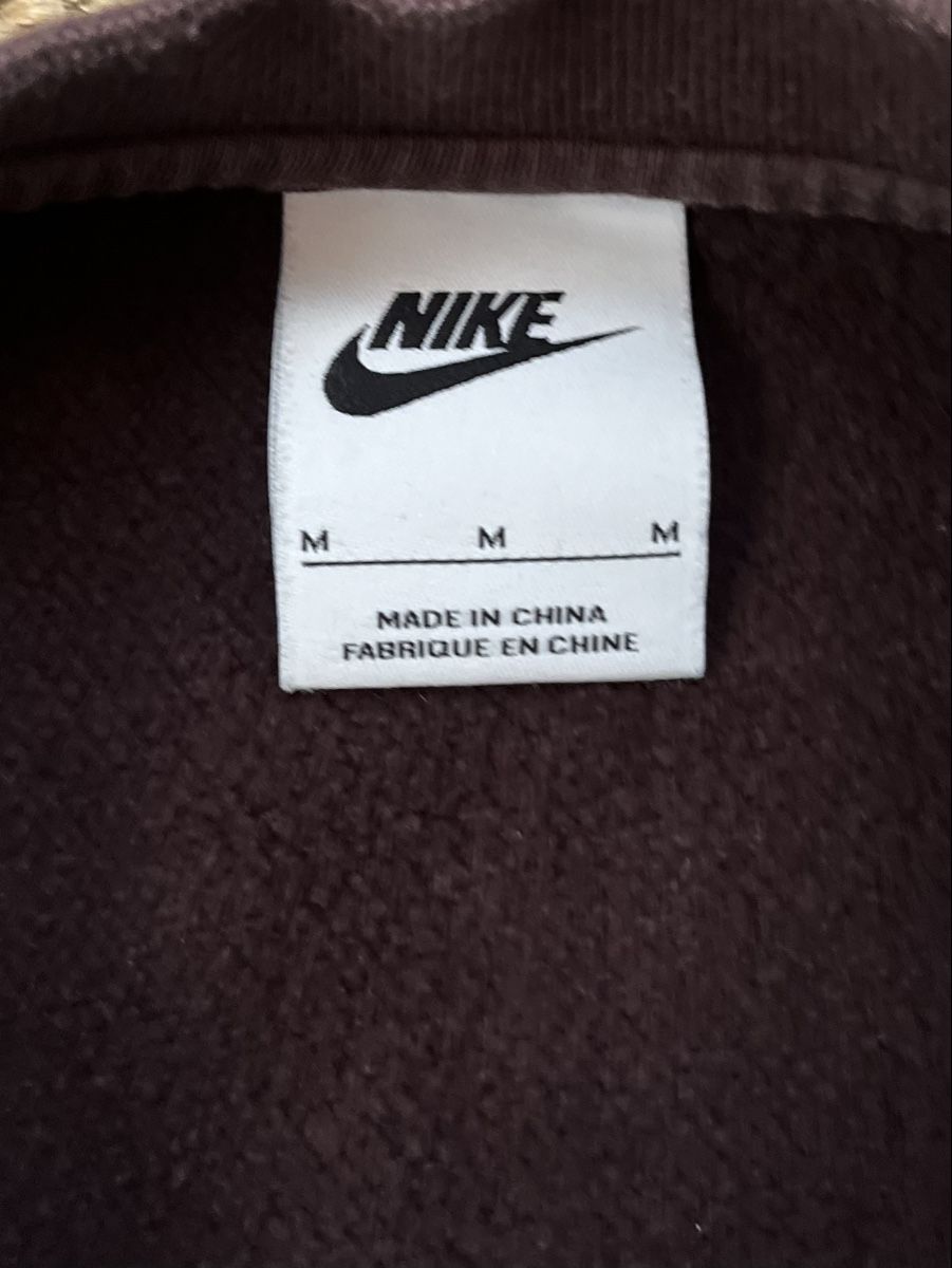Nike Kleiderpakete: Ensemble Nike marron taille M - Idéal pour l'hiver – Gebraucht aus Baulmes von resel_.tm 4