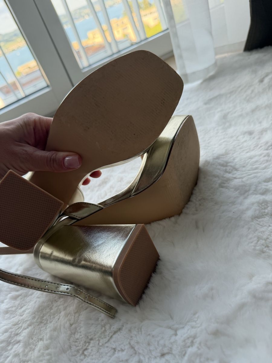 Zalando Scarpe da donna: Even & Odd Plateau Riemchem Pumps Gr. 36 – Usato da Horgen venduto da Christina93Jolina 4
