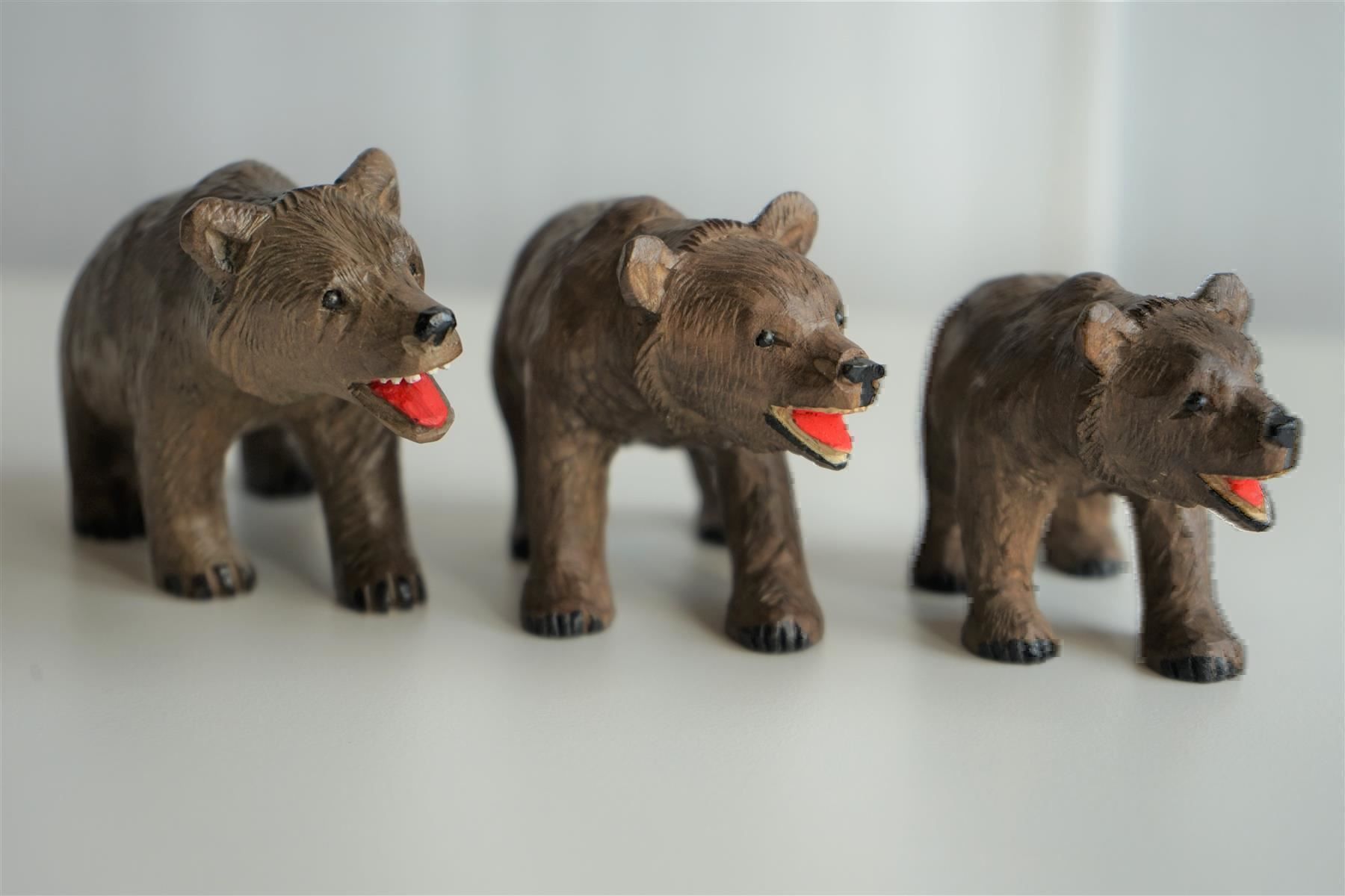 Figuren: 3 Bären, geschnitzt – Gebraucht aus Brienz BE von P.Edelweiss 1