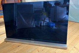 Sony Bravia 46 KDL-46HX820 mit Sony Lautsprecher-Standfuss