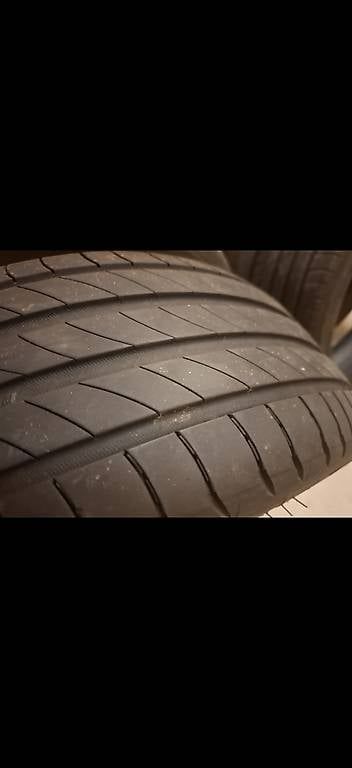 Pneumatici & Ruote complete: 4 Pneus Michelin 205.45.17  – Usato da Corcelles-près-Payerne venduto da bebenado