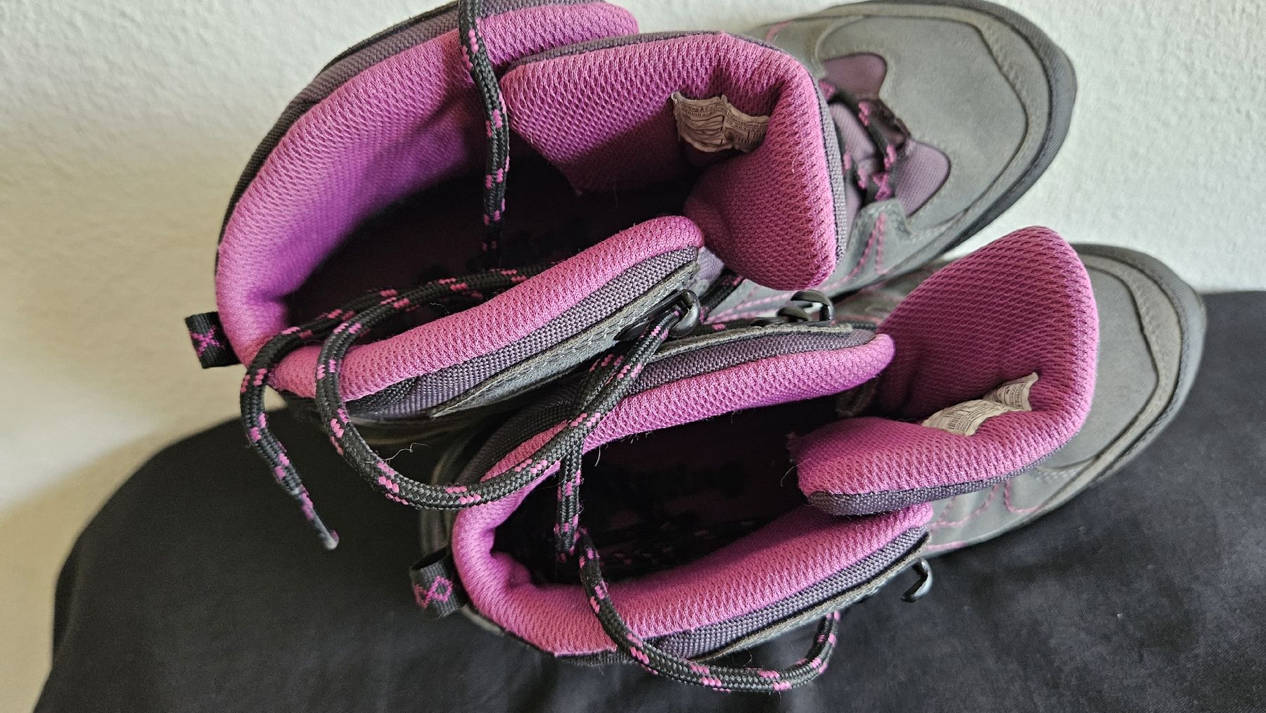 Scarpe da donna: Wanderschuhe Brüttig Grösse 40.5 Damen  – Usato da Ettingen venduto da samiba 5