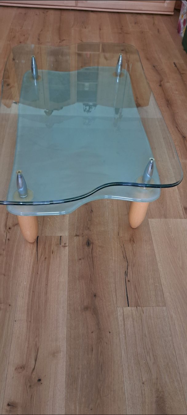 Tische: Couchtisch Glas Holz modern Design gebraucht. – Gebraucht aus Wolfenschiessen von ren_j9zt 4