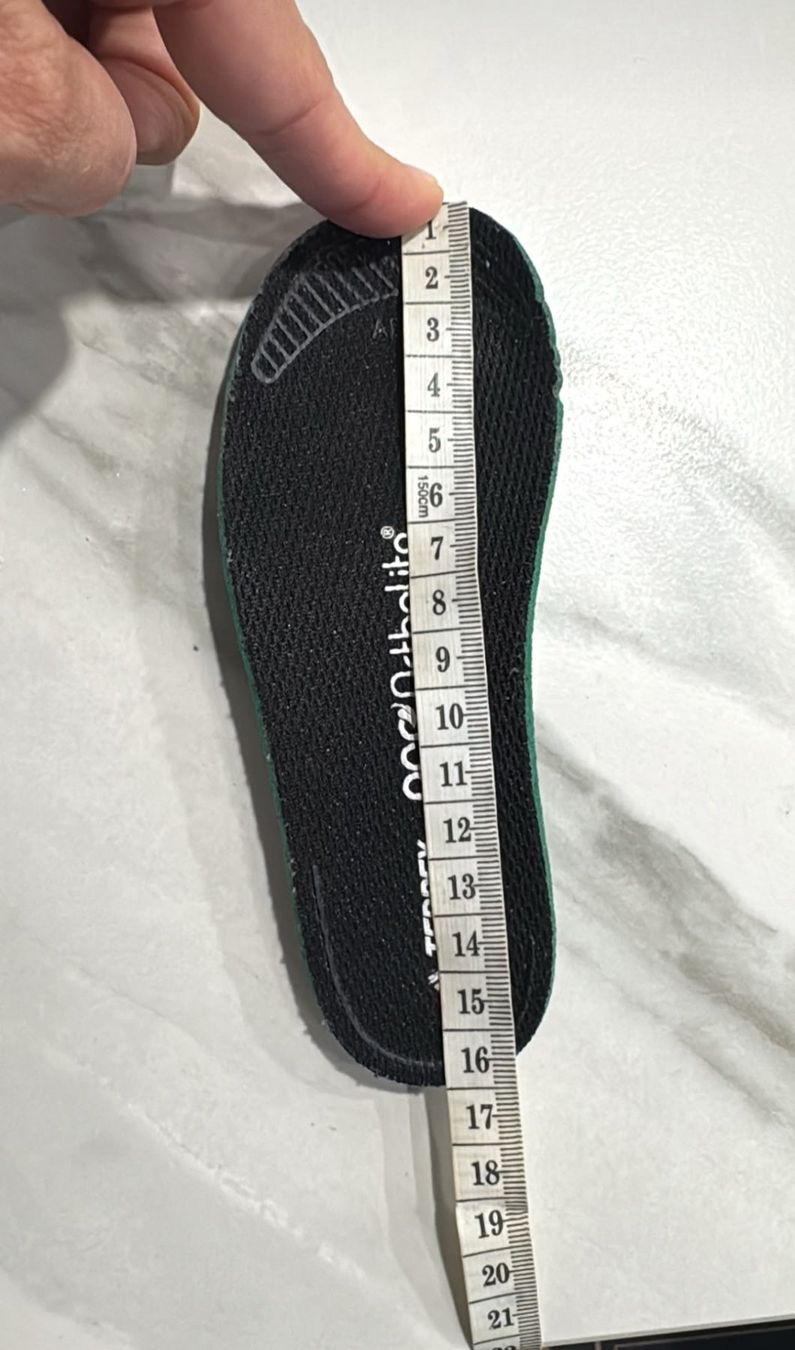 Adidas Chaussures garçon: Adidas Terrex Wanderschuhe, Gr. 25 – D'occasion à Berikon par mezzze 4