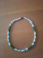 collier torsadé vert blanc