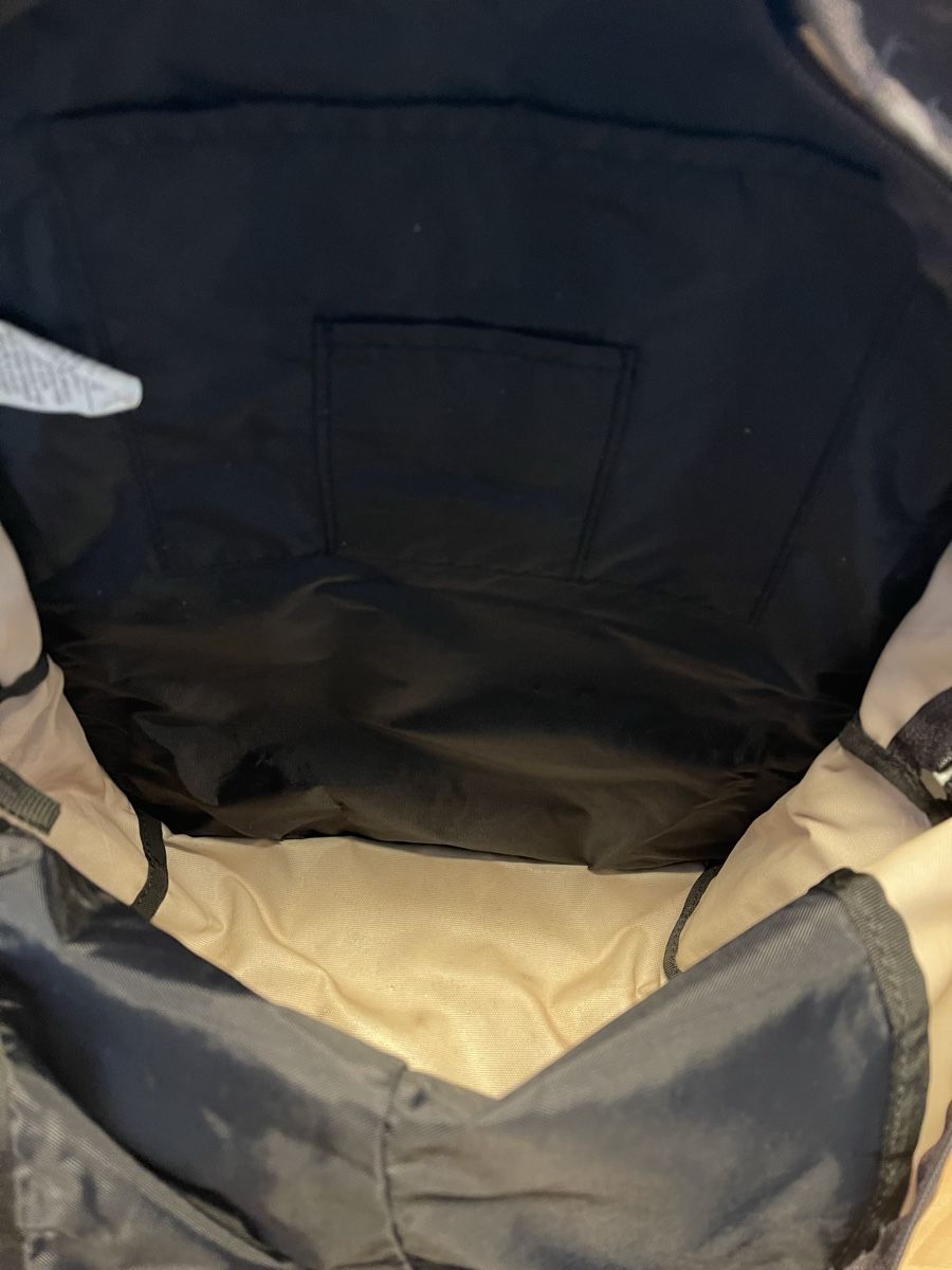 Nike Zaini: Nike Rucksack, Tarnfarbe – Usato da Spreitenbach venduto da R_1691 4