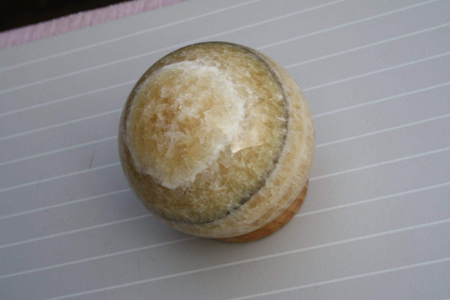 Minerali & Pietre curative: CALCIT ARGONIT KUGEL HEILSTEIN ca. 1.5 KILO – Usato da Wauwil venduto da Pneuedy 2