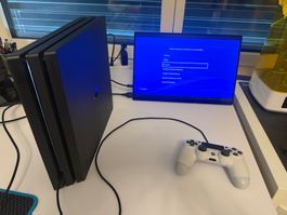 Sony PlayStation 4 Pro 1TB – PS4 Pro mit 2 Controllern & Unc