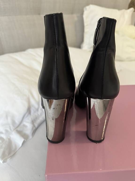 Scarpe da donna: Lederstiefeletten Grösse 37  – Usato da Bern venduto da Ninitto 4