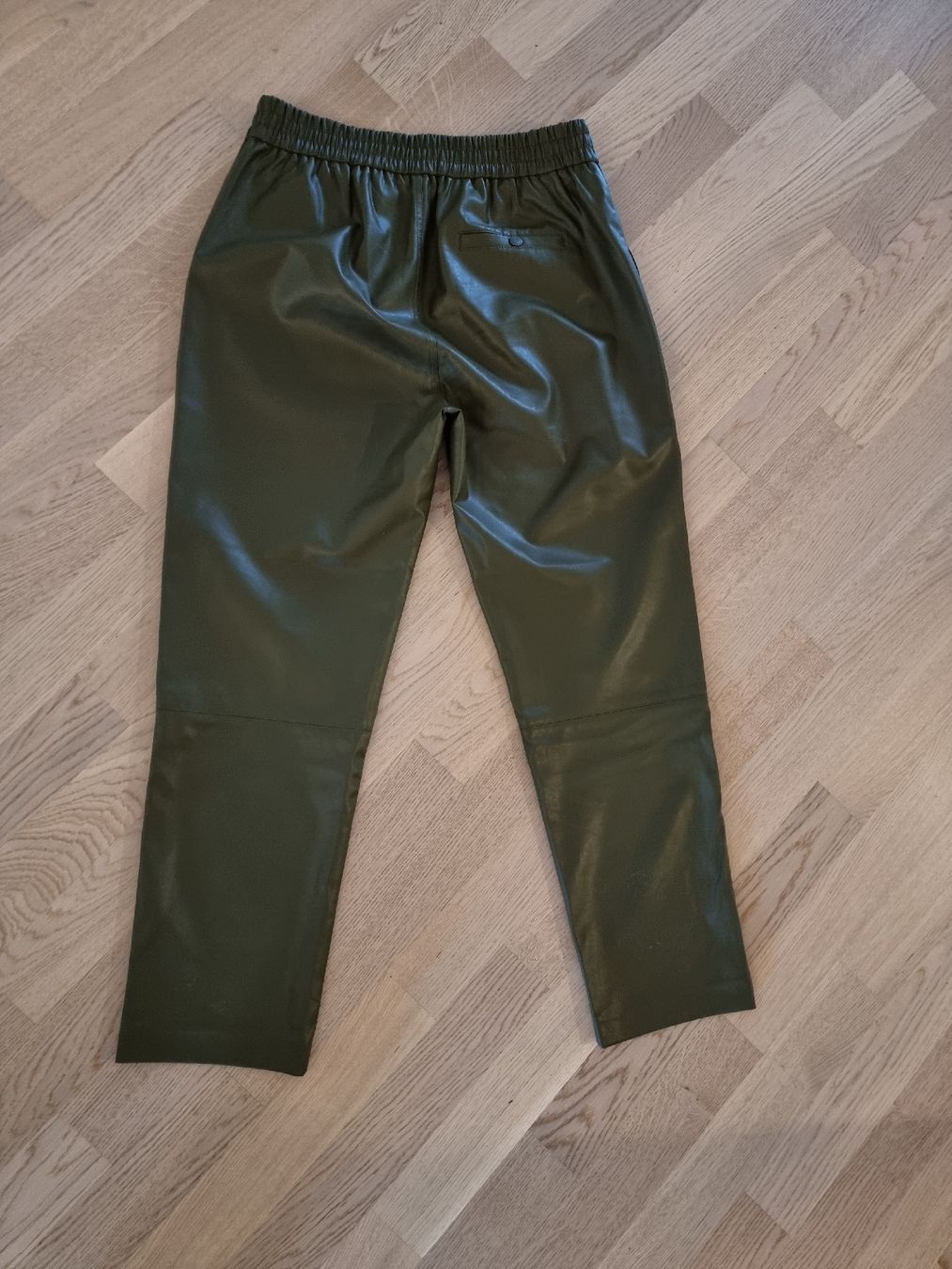 Pepe Jeans Pantaloni: PEPE JEANS HOSE GRÜN Kunstleder – Nuovo (secondo la descrizione) da Goldach venduto da Cooky2011 4
