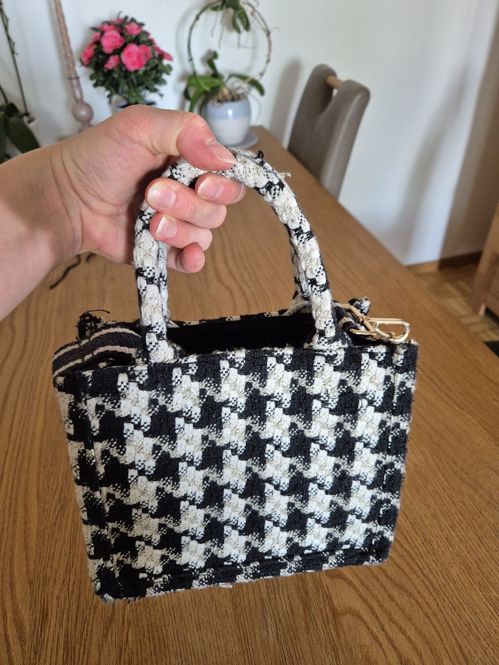 H&M Sacs femmes: Handtasche – D'occasion à Goldach par Mona.93 1