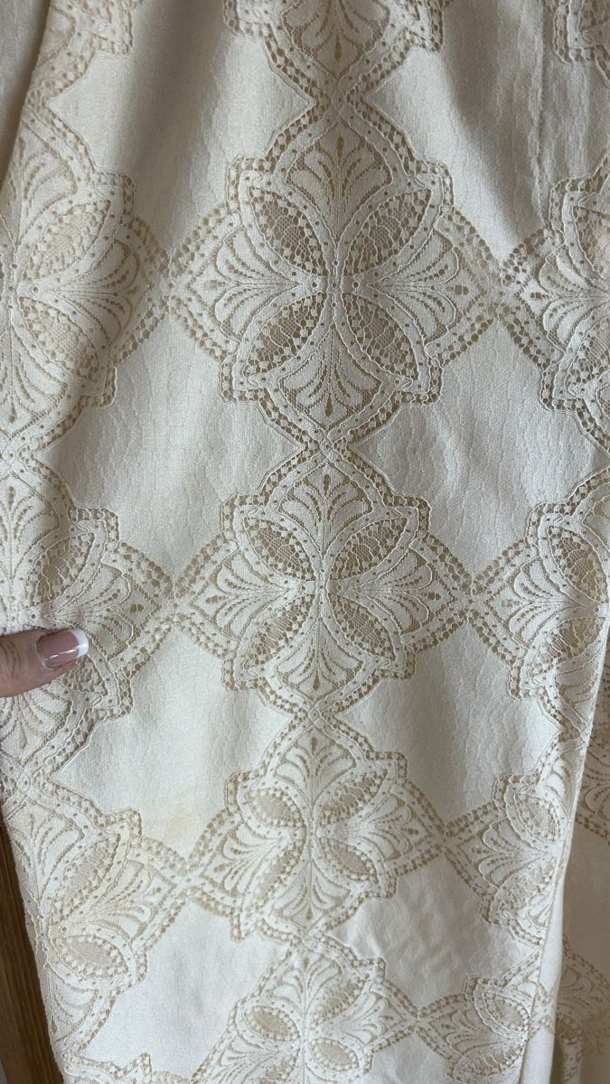 Zimmermann Pantaloni: ZIMMERMANN Pantalon crème Taille 2 – Usato da Arzier-Le Muids venduto da kaczuszka 3