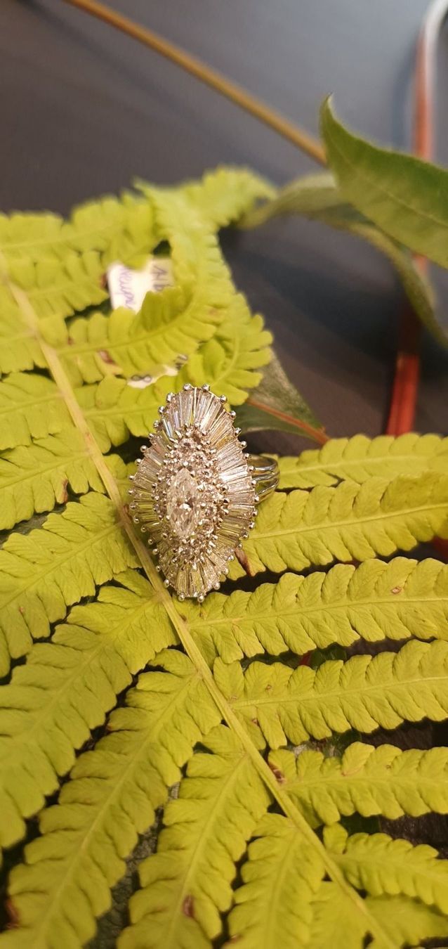 Anelli: Solitär Entourage Diamanten Ring Platin – Usato da Unterägeri venduto da Altgoldschmuck 5
